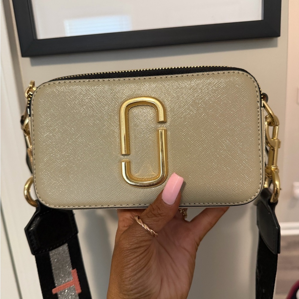 Marc Jacobs Snapshot - Picture 8 of 9